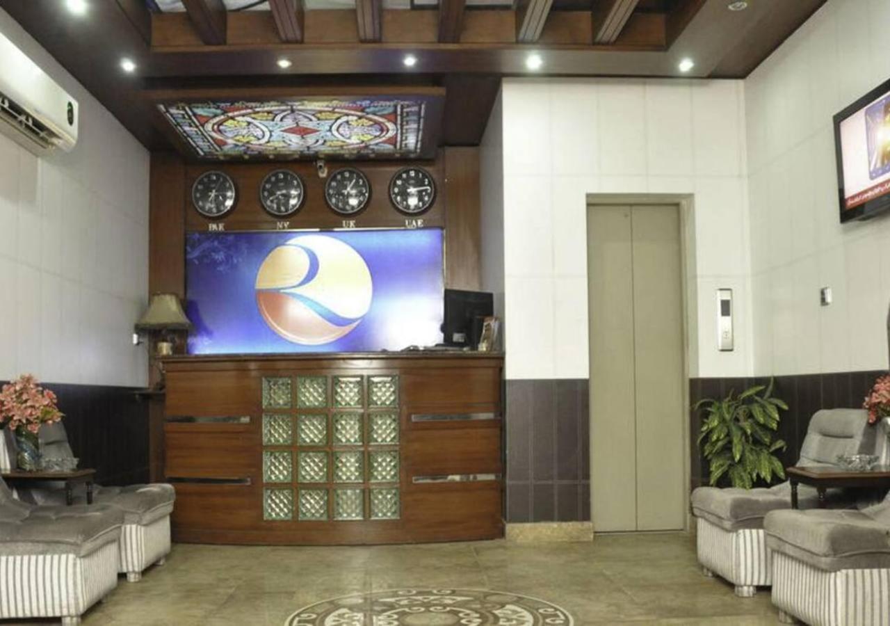 Rajone Hotel Faisalabad Luaran gambar
